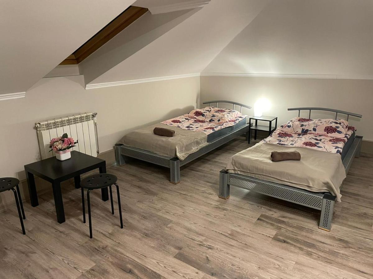 Bar Europa Bed & Breakfast Koscielec Exterior foto